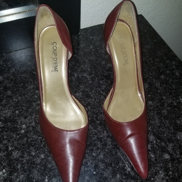 Pumps - Picture 2 of 2